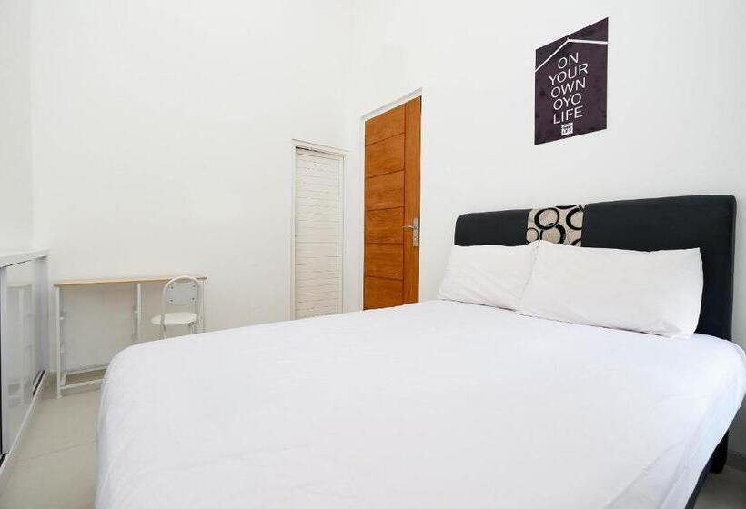 فندق Oyo Life 2491 Omah Puspa