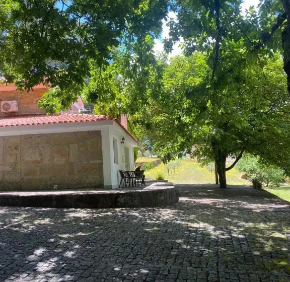 ホテル Quinta Da Cavada   Casa Da Tertúlia