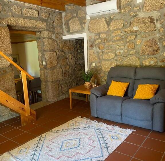 בית מלון כפרי Quinta Da Cavada   Casa Da Tertúlia