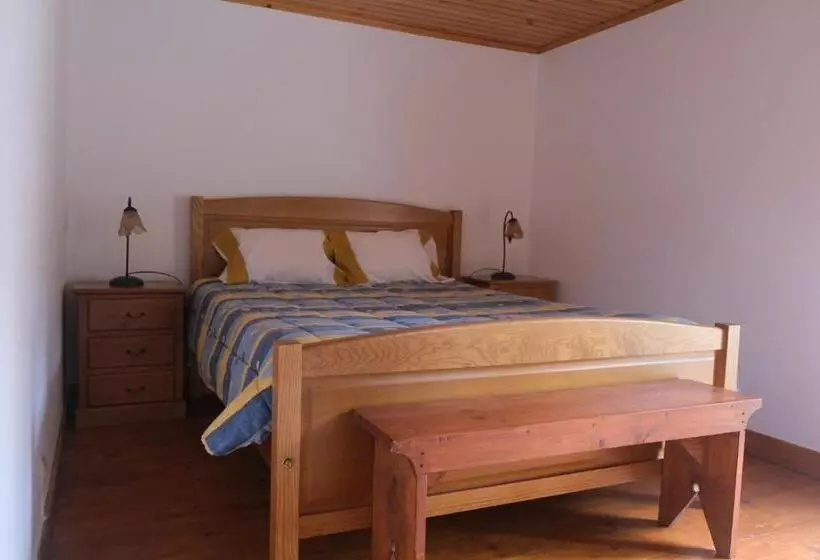 ホテル Quinta Da Cavada   Casa Da Tertúlia