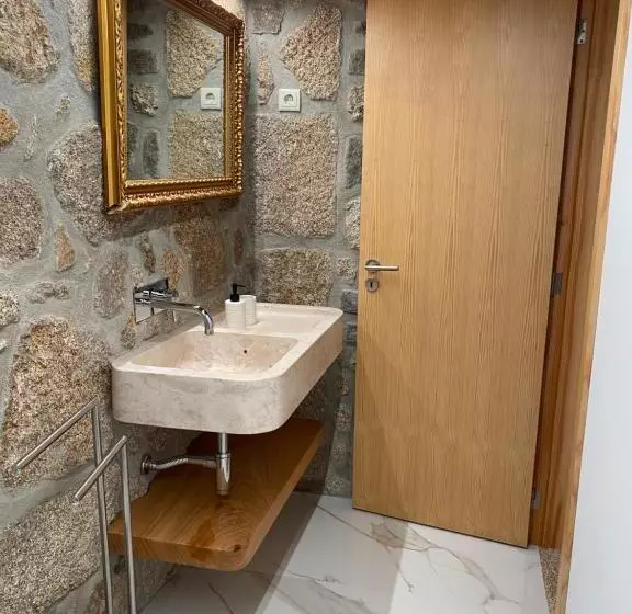 ホテル Quinta Da Cavada   Casa Da Tertúlia