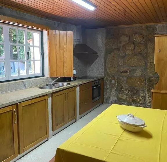 ホテル Quinta Da Cavada   Casa Da Tertúlia