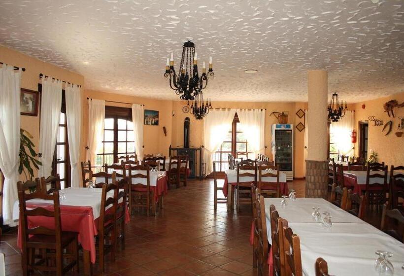 ホテル Restaurante Atalaya