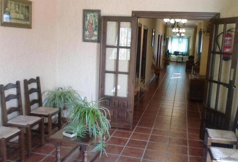 ホテル Restaurante Atalaya