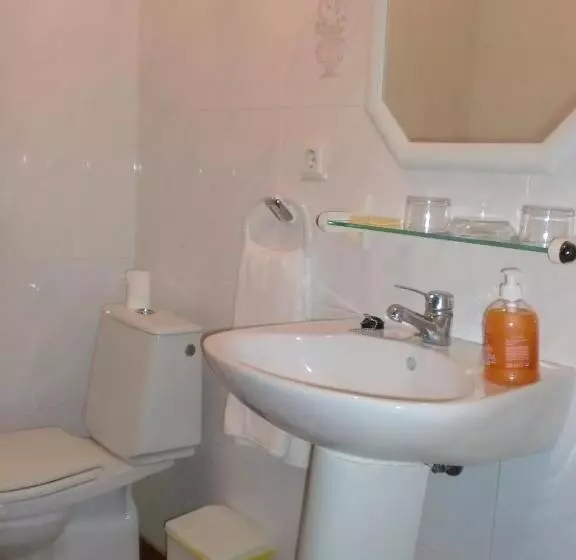 Hotelli Restaurante Atalaya