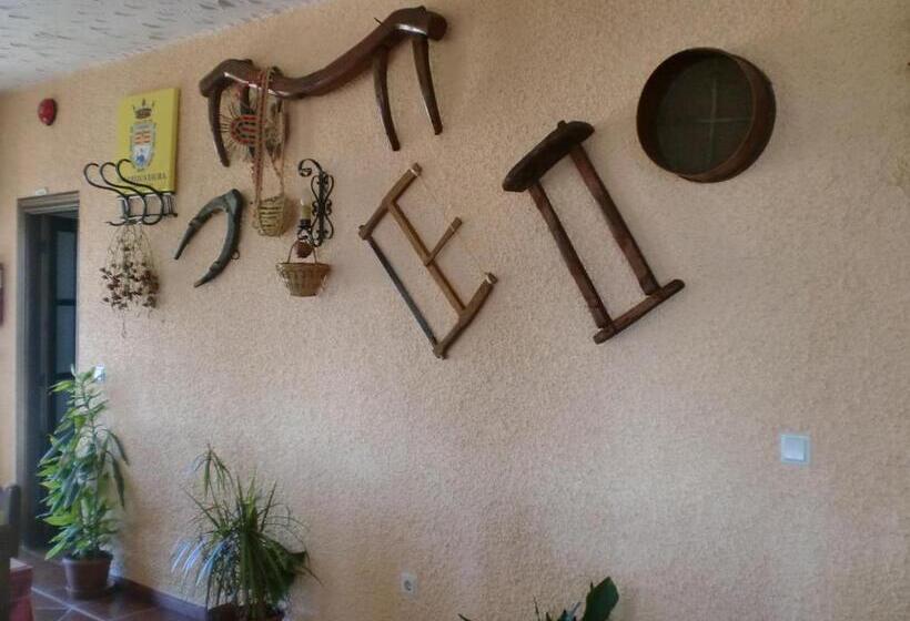 ホテル Restaurante Atalaya