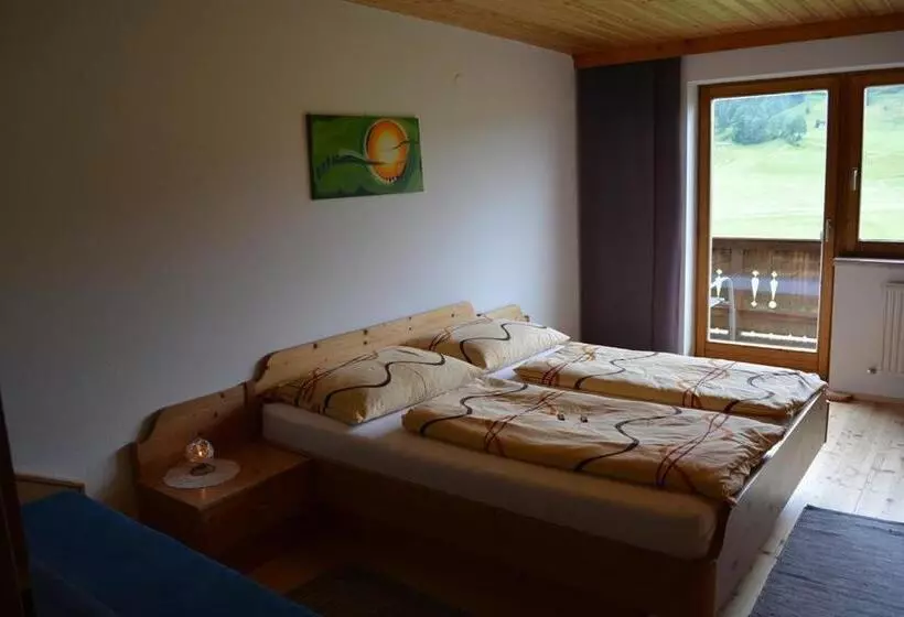 ホテル Schusterhof