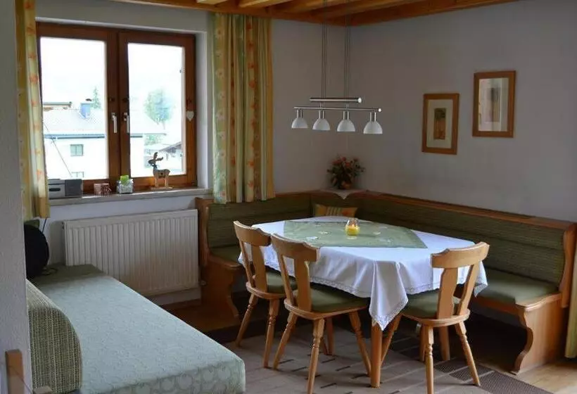 ホテル Schusterhof