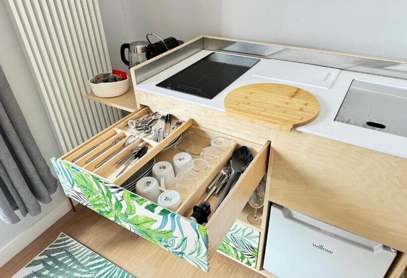 膳宿费 4 Spicer Road