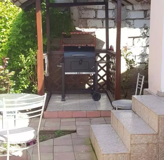 Pensió Casa Adina