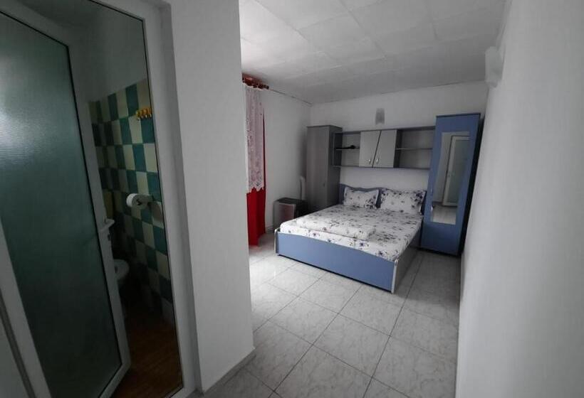 پانسیون Casa Adina