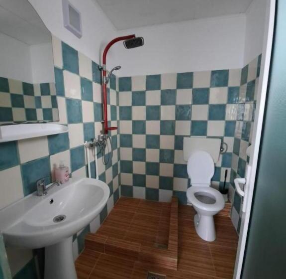 پانسیون Casa Adina