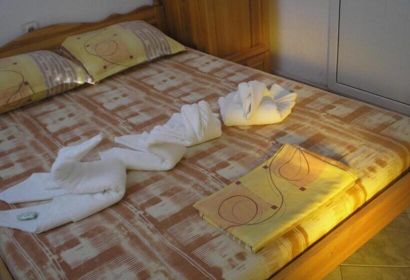 بنسيون Guest House Kotva