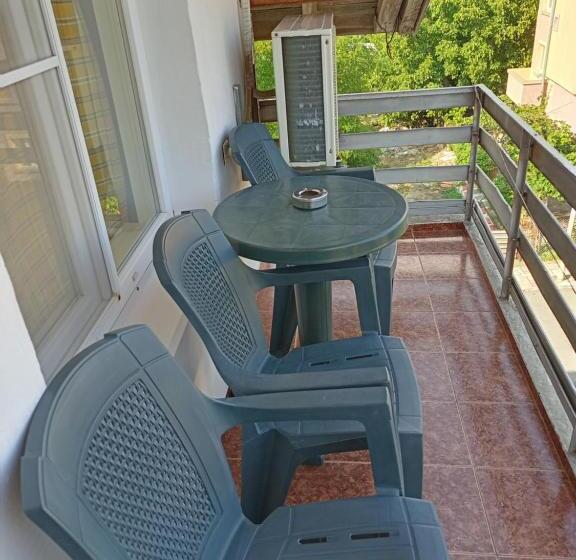 بنسيون Guest House Kotva