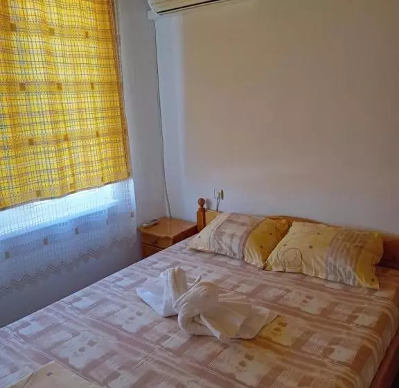 ペンション Guest House Kotva