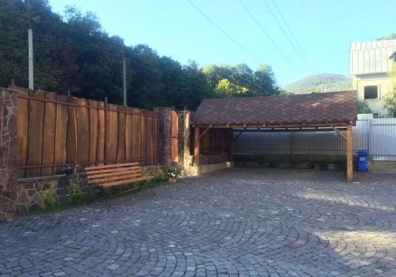 Majatalo Guest House Pan Hohol