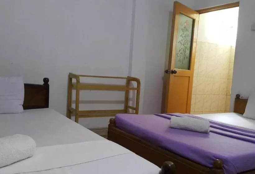 Majatalo Monkey Hostel