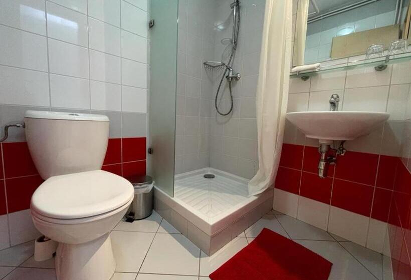 膳宿费 Penzion šaldorf