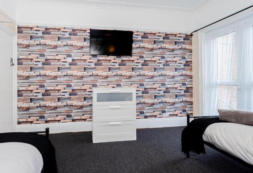 פנסיון Shirley House 5, Guest House, Self Catering, Self Check In With Smart Locks, Use Of Fully Equipped K