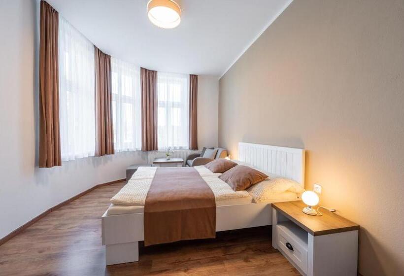 ペンション Vila Astoria