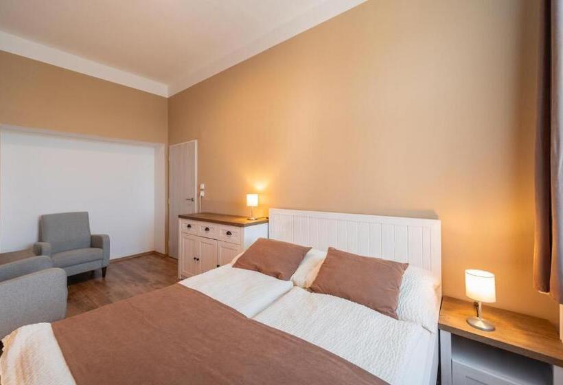 ペンション Vila Astoria