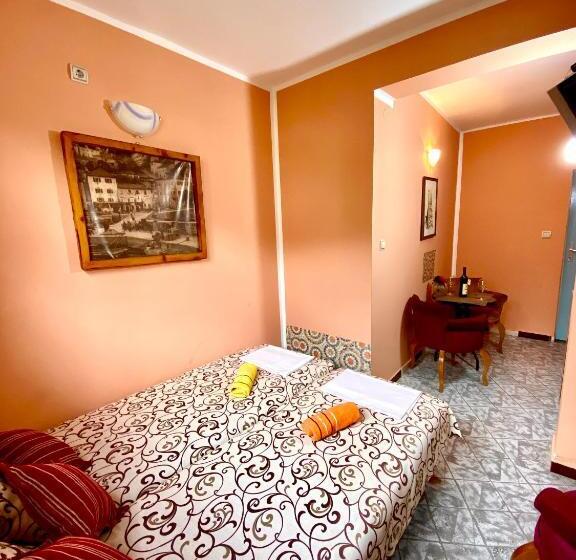 پانسیون Vila đuričić 300m Od Mora