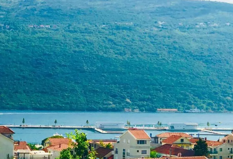 پانسیون Vila đuričić 300m Od Mora