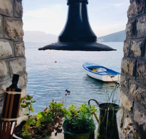 پانسیون Vila đuričić 300m Od Mora