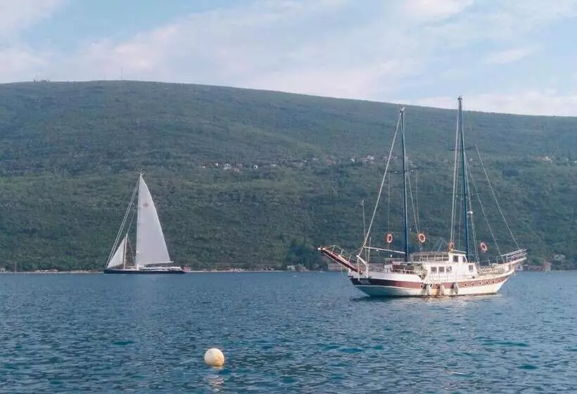 پانسیون Vila đuričić 300m Od Mora