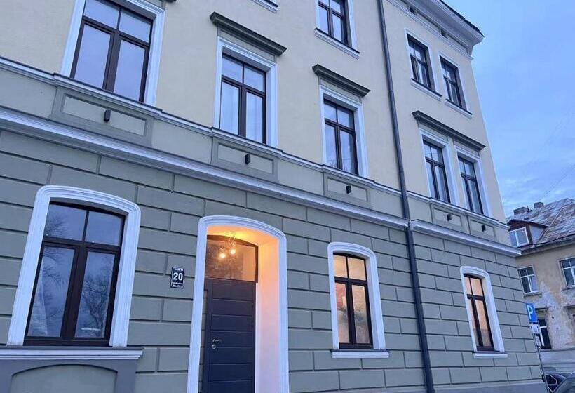 پانسیون Warm & Cozy Apartment At Akmenu Iela
