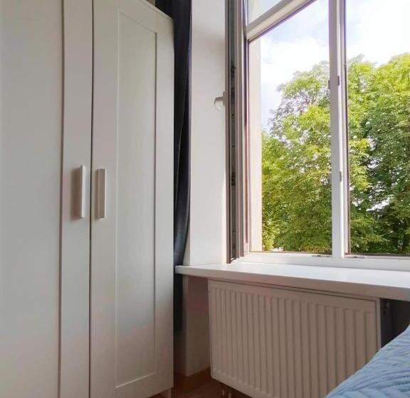 پانسیون Warm & Cozy Apartment At Akmenu Iela