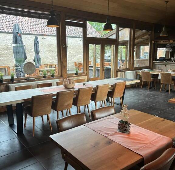 住宿加早餐  Quarter House