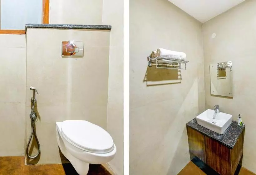 Fabhotel Nyra Residency