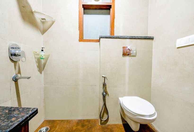 Fabhotel Nyra Residency