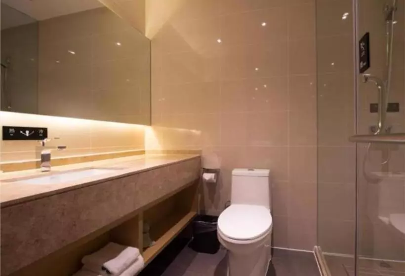 Hotelli City Comfort Inn Chongqing Jiangbei International Airport