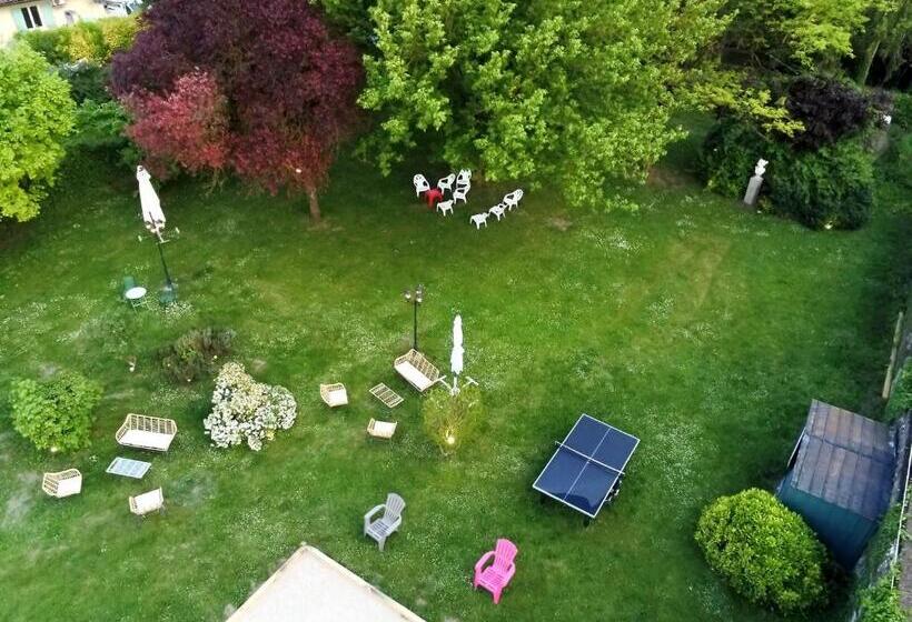 فندق Hôtel La Batisse