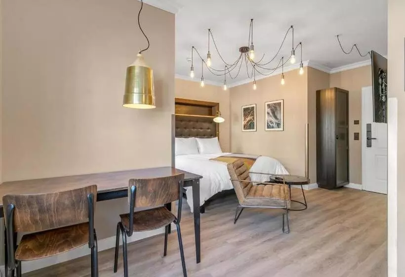 Oddsson Downtown