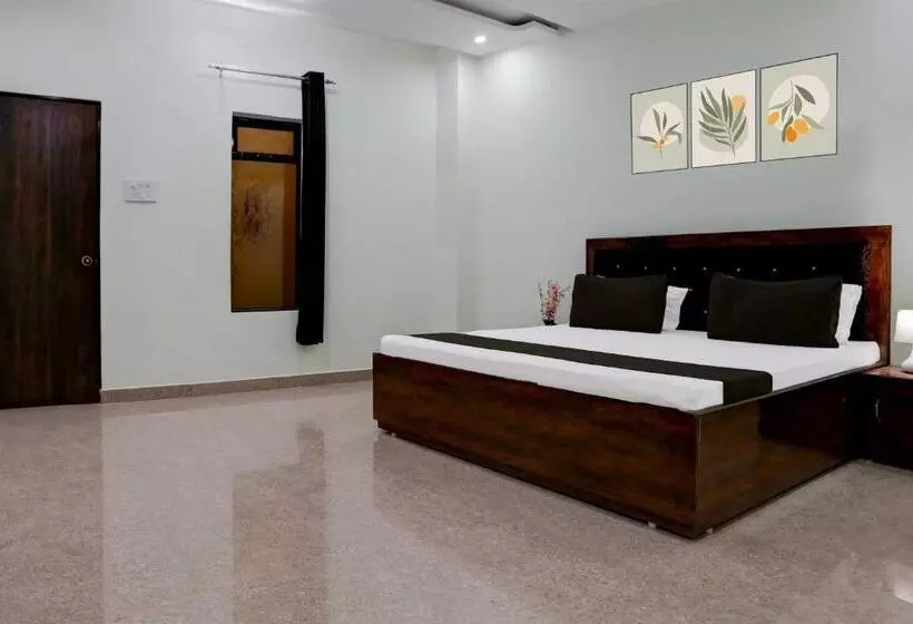 Oyo R.p Hotel And Guest House