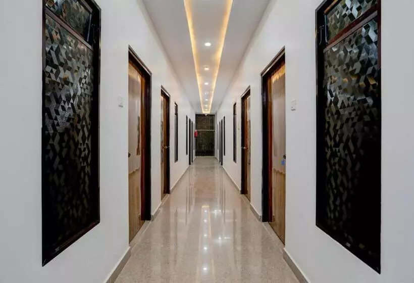 Oyo R.p Hotel And Guest House