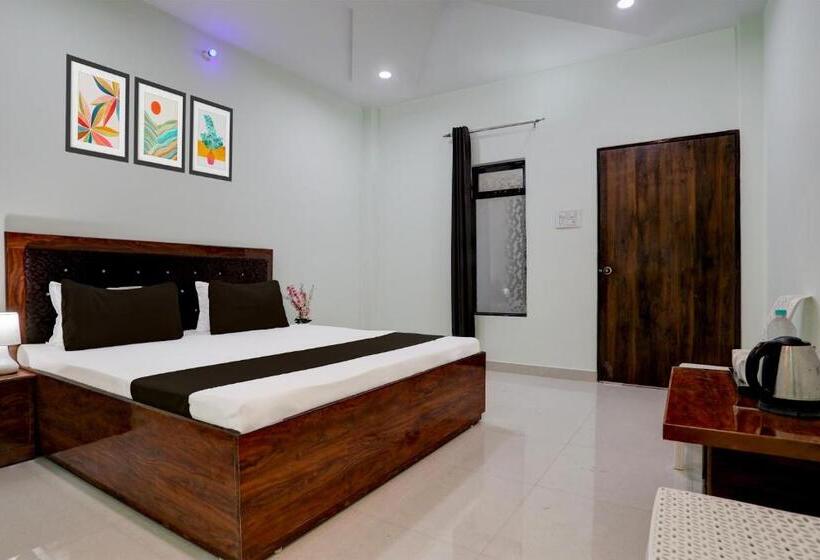 Oyo R.p Hotel And Guest House