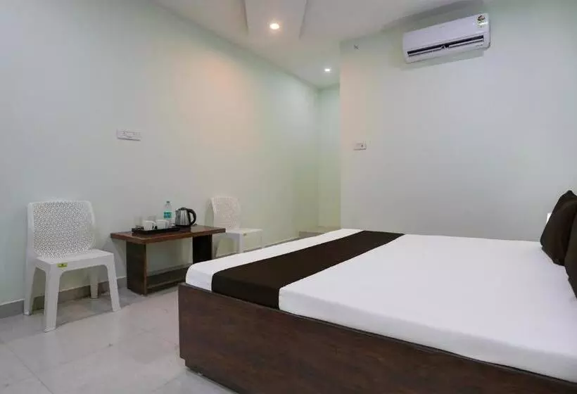 Oyo R.p Hotel And Guest House