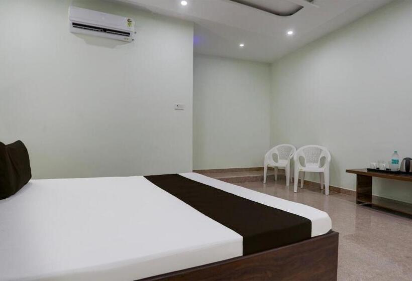 Oyo R.p Hotel And Guest House