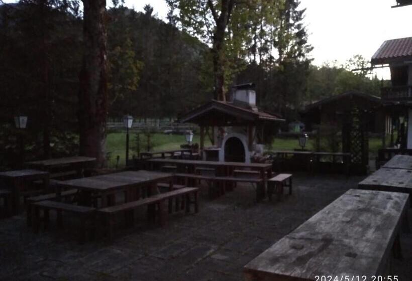 פנסיון Die Bäckeralm   Gesamtes Haus