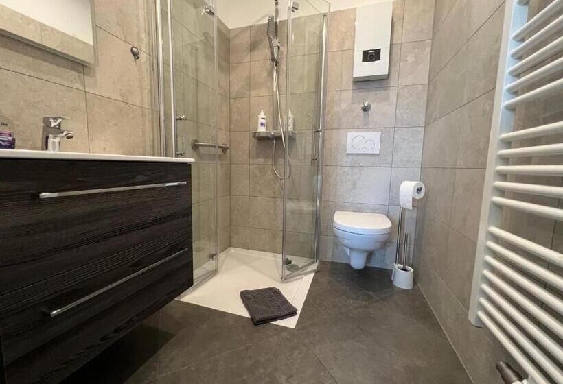 Pension Zum Goldenen Anker Direkt An Der Elbe