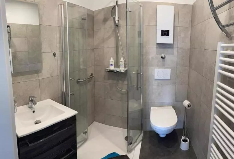 Pension Zum Goldenen Anker Direkt An Der Elbe