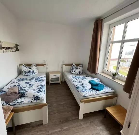 Pension Zum Goldenen Anker Direkt An Der Elbe