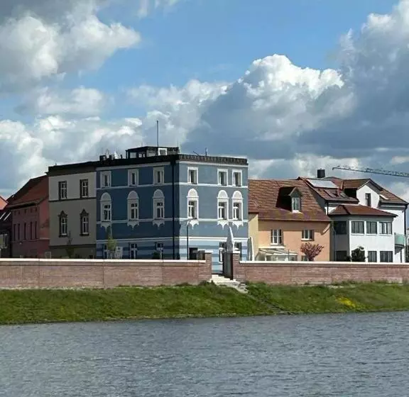 Pension Zum Goldenen Anker Direkt An Der Elbe