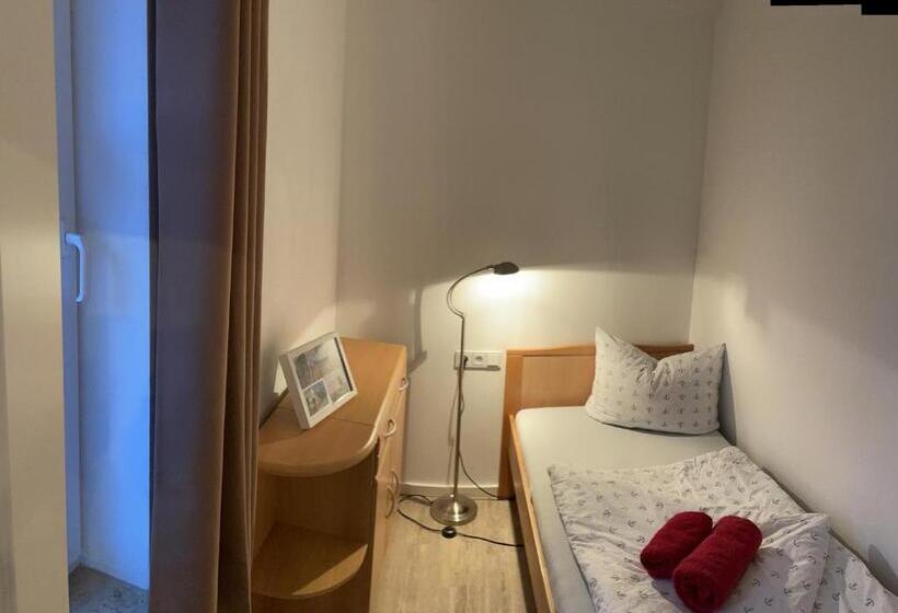 Pension Zum Goldenen Anker Direkt An Der Elbe