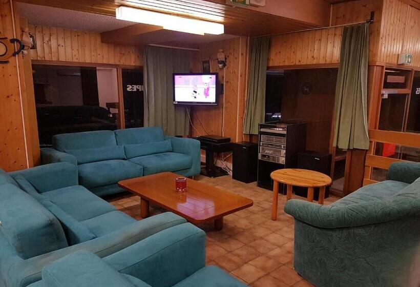 ユースホステル Holidays Groupes Anzère