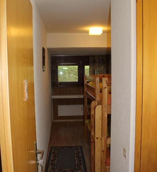 ユースホステル Holidays Groupes Anzère